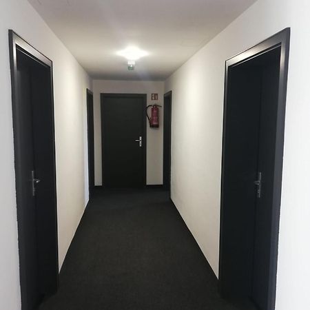 Zzzimple - Staffless & Self Check-In Hotel Pillig Luaran gambar