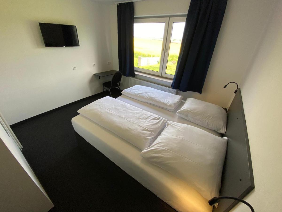 Zzzimple - Staffless & Self Check-In Hotel Pillig Luaran gambar