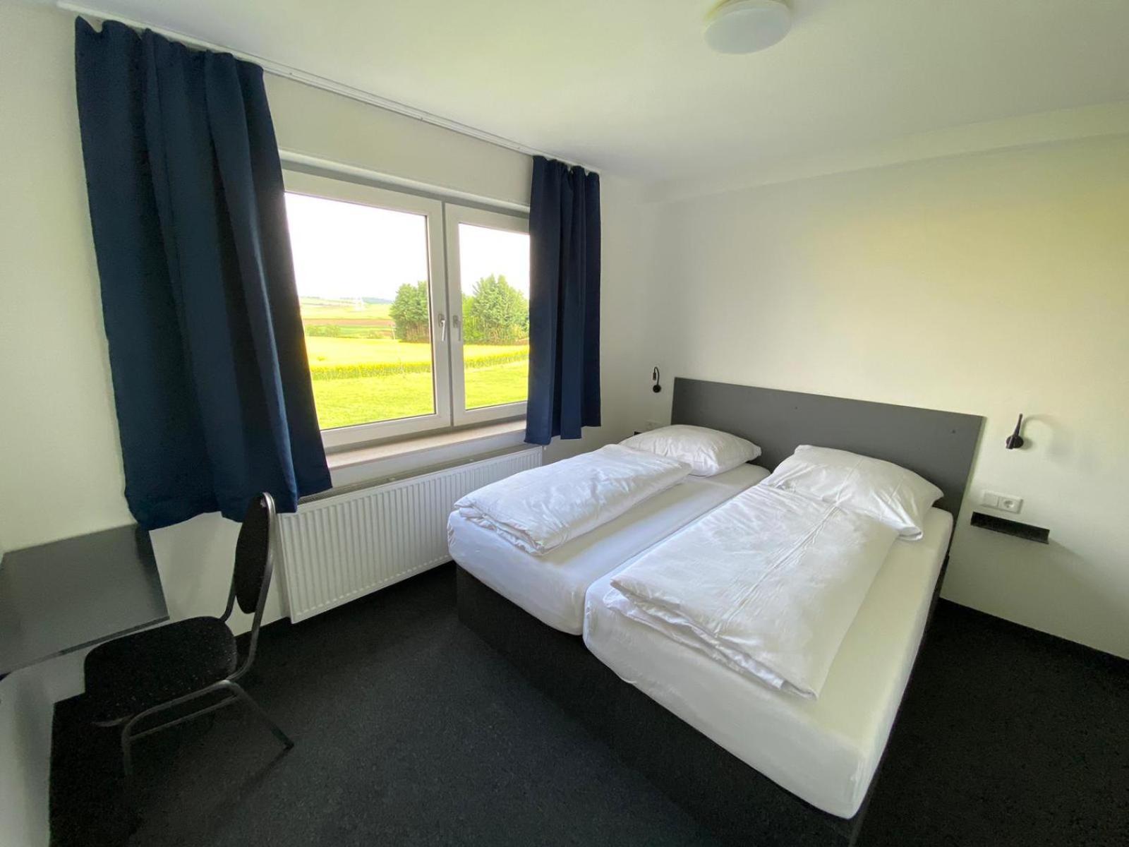 Zzzimple - Staffless & Self Check-In Hotel Pillig Luaran gambar